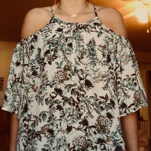 💚OFF THE SHOULDER BLOUSE💚